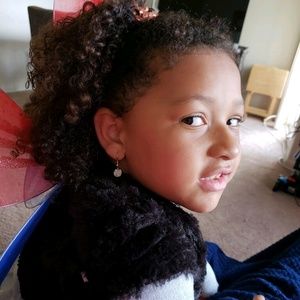 Meet your Posher, Rose